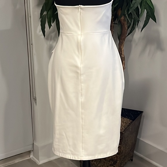 (EUC) Lulus Ruffled Dress - Picture 4 of 5